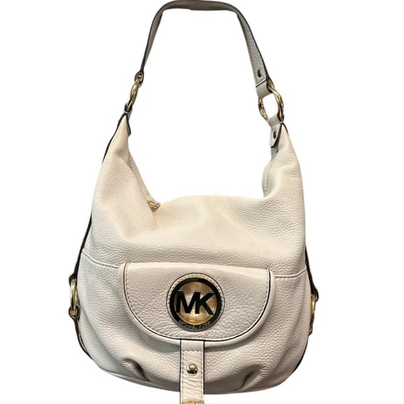 Michael Kors Handbags - EUC cream colored Michael Kors White Leather Shoulder Bag